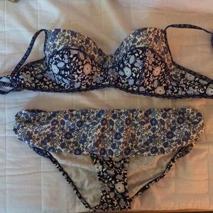 Jessica Simpson Bikini